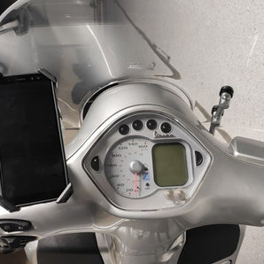 Handyhalter-Adapter für Vespa GTS
