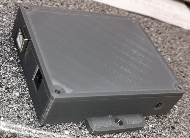 Arduino-Box mit Montageklappen und Deckel für DM DIYMORE-Klon