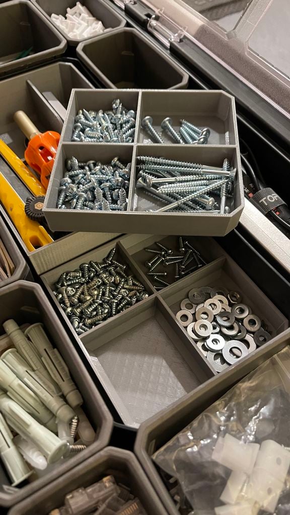 Tilpasset Stabelbar Bakke til Husky 22 Tommer Organizer