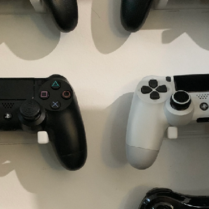 Universelle Controller-Halterung für PlayStation, Xbox und Nintendo Switch