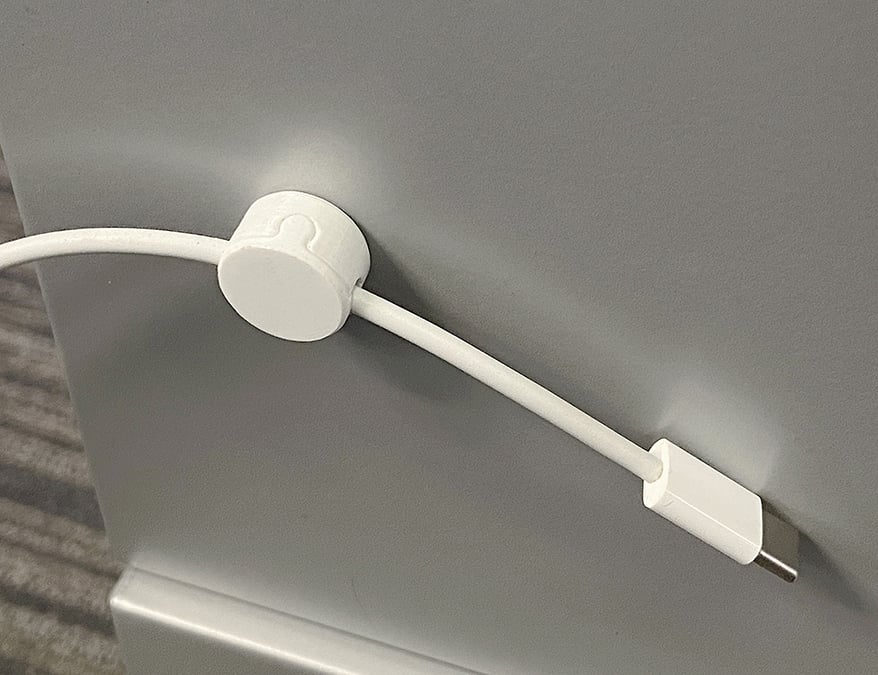 Magnetischer Kabelclip