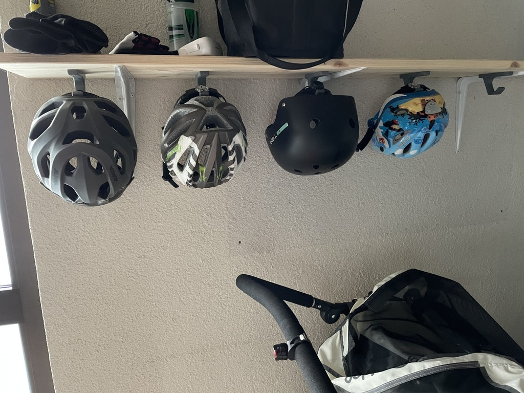 Fahrradhelmhalterung zur Wandmontage – Universelles Design