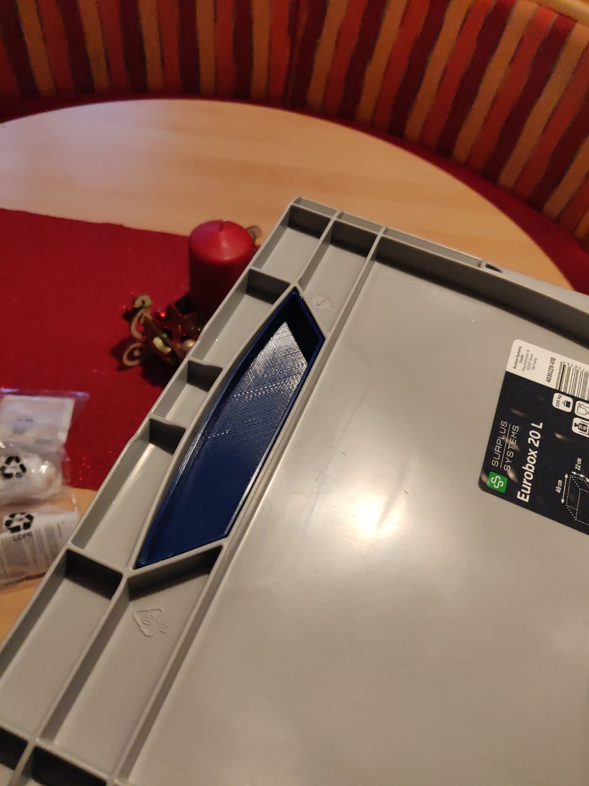 OBI Eurobox-Griffeinsatz