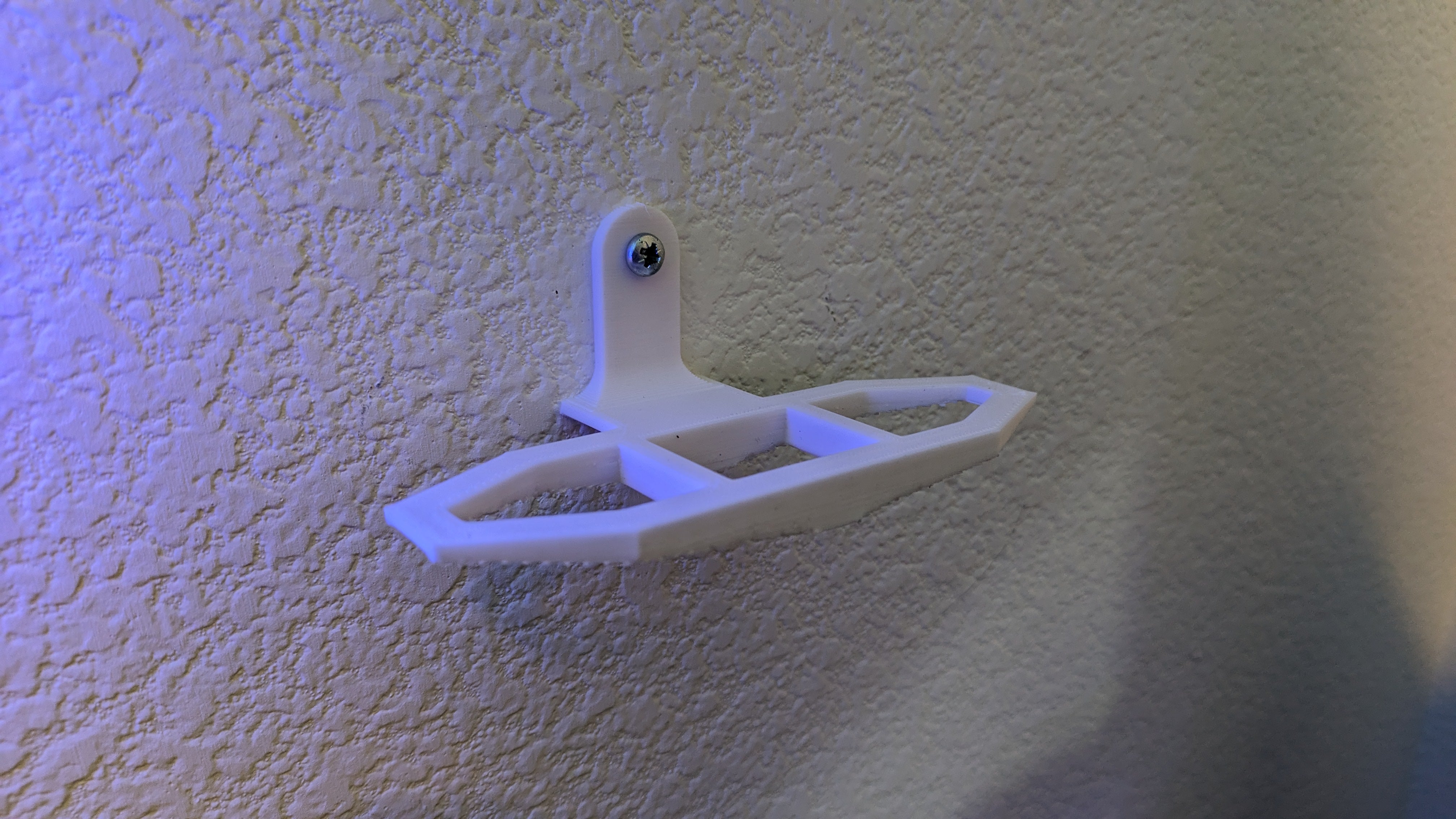 Elegant Vægmonteret Displayholder til Pinewood Derby Biler