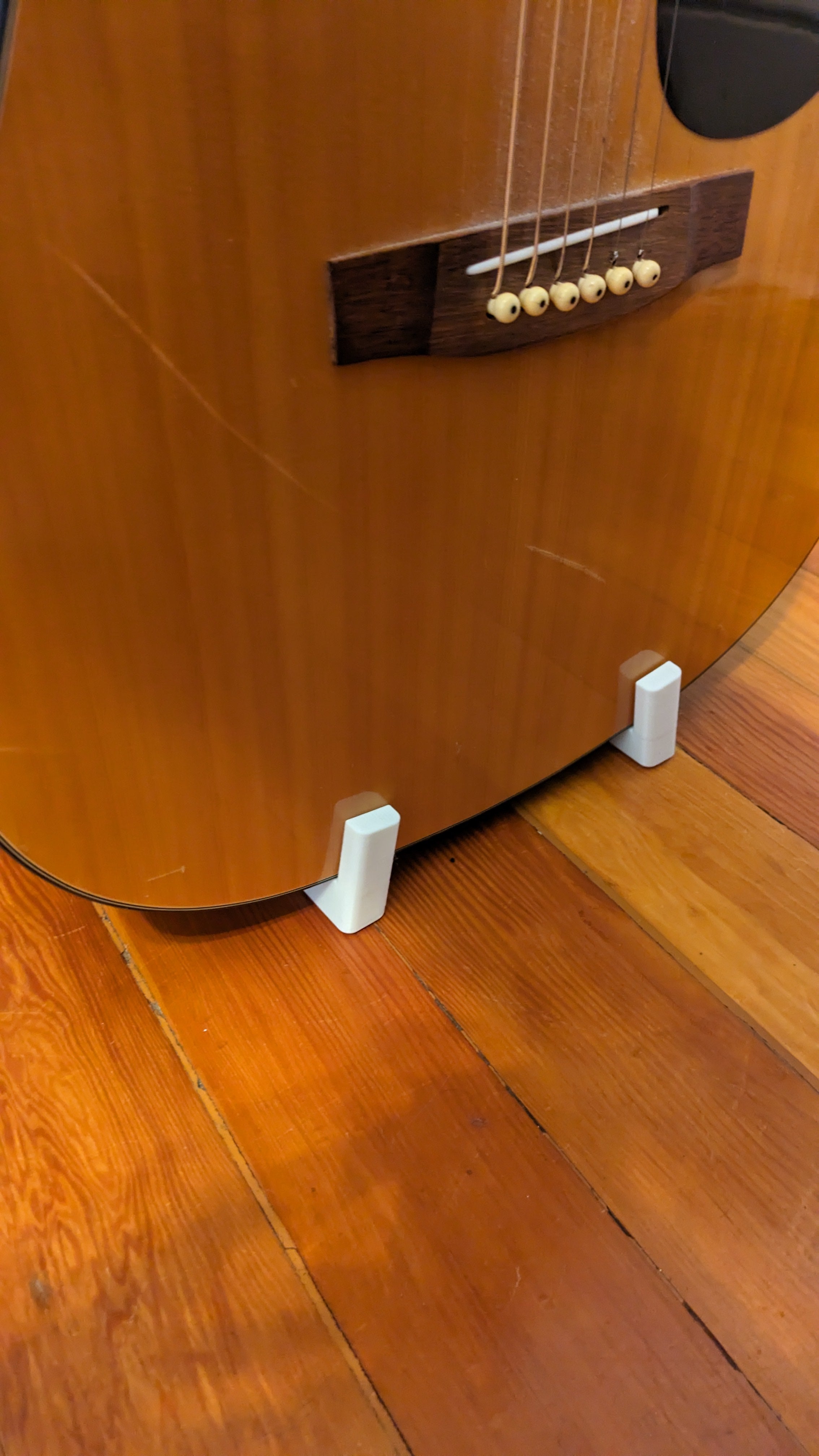 Fritstående Stativ til Akustisk Guitar