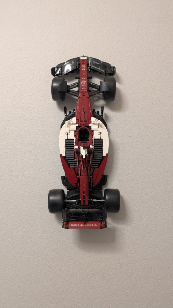 Vægmontering til CaDA C64005w Alfa Romeo F1
