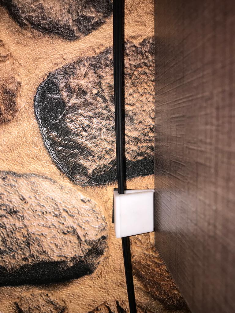 Kabelhalter – Organisieren Sie Ihre Kabel