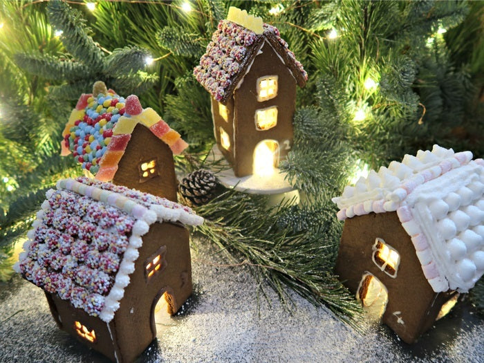 „Weihnachts-Ausstechformen-Set für großes Lebkuchenhaus“