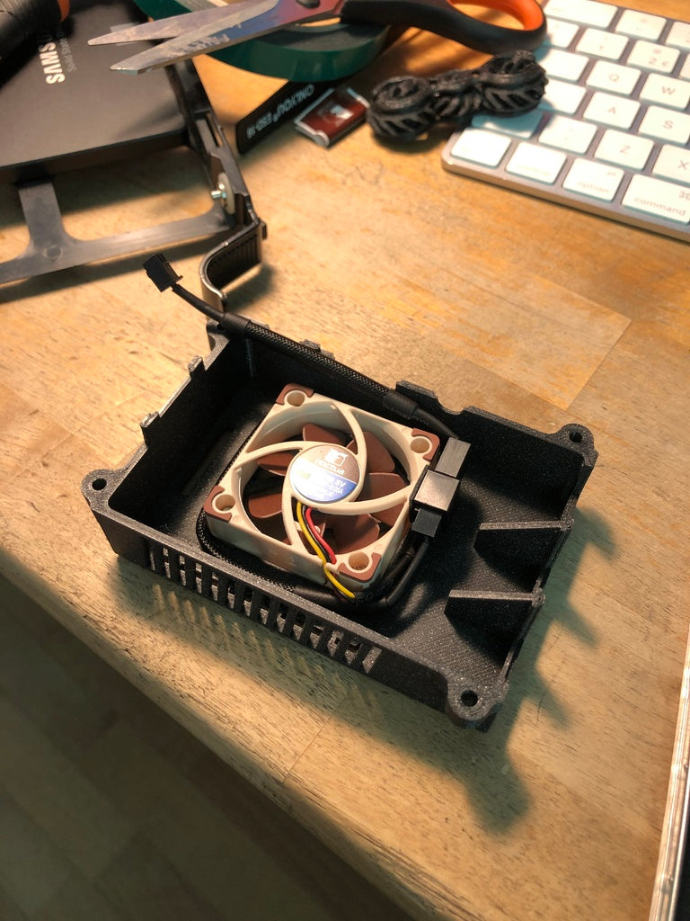 Raspberry Pi 3 – Gehäuse mit oberer Montage für Lüfter