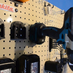 Aufhängung für Makita 18V Werkzeug