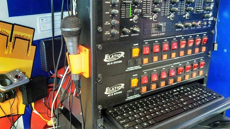 Mikrofonhalter zur Rackmontage