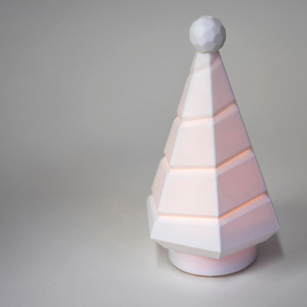 LED-Teelicht-Holzkerze für Weihnachten von Faberdashery