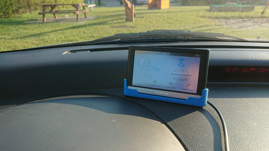 Garmin GPS nüvi 2547 Armaturenbretthalterung