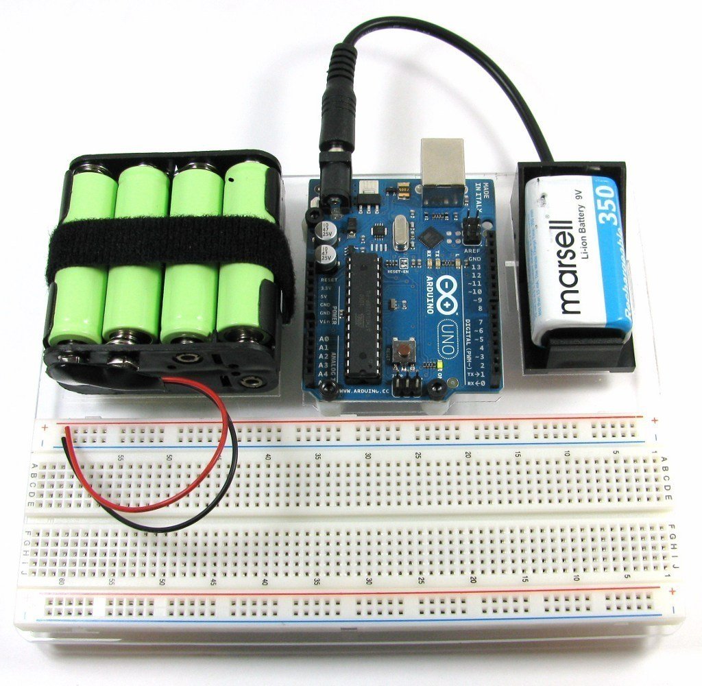 Arduino-Halter mit Batteriemontage