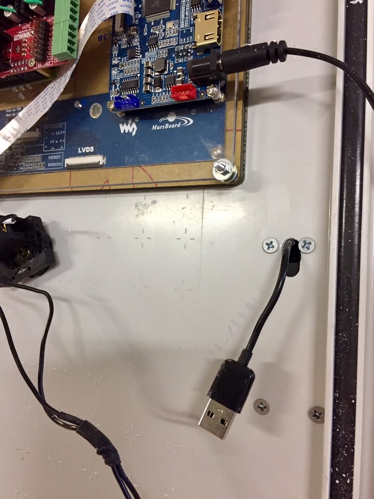 USB-HUB-Panel-Montagekapsel für CNC und Raspberry Pi