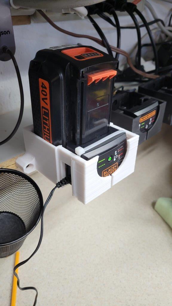 Wandhalterung für Black + Decker 40V Akku und Ladegerät