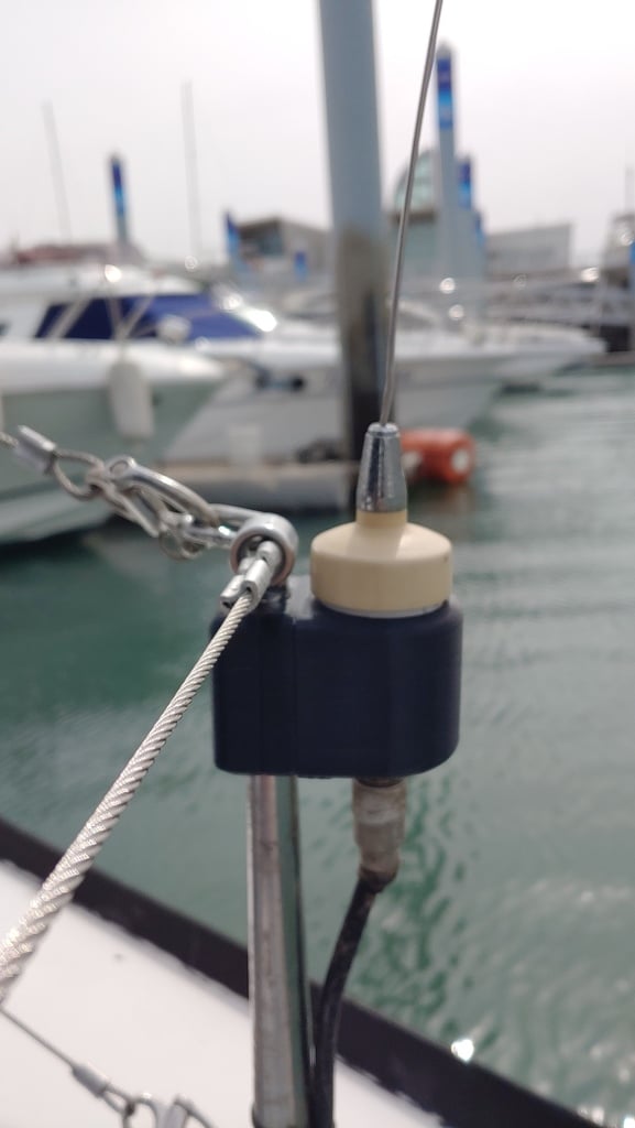 Low-Profile-VHF-Antennenhalter für Yachtgeländer