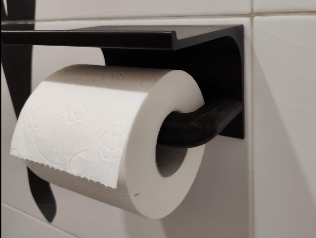 Toilettenpapierhalter mit Ablage