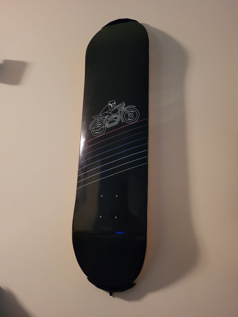 Skateboard-Deck-Wandmontage ohne Schrauben