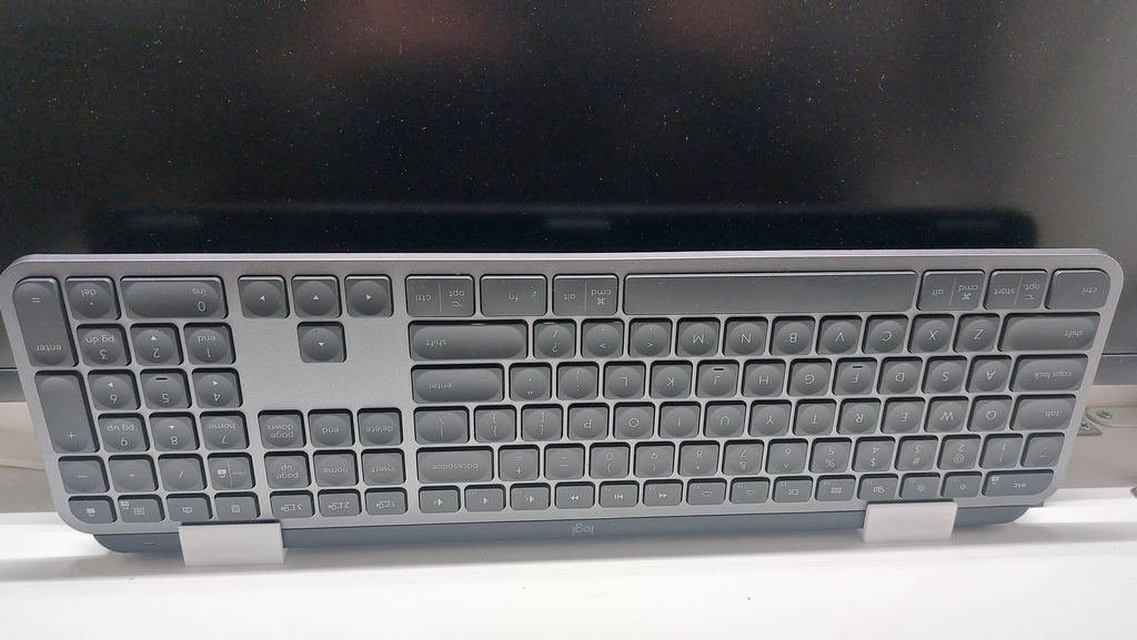 Ständer für die Logitech MX Keys-Tastatur