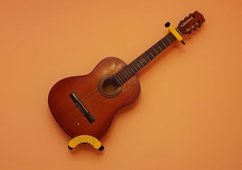 Wandmontierter Gitarrenständer, anpassbar an alle Größen