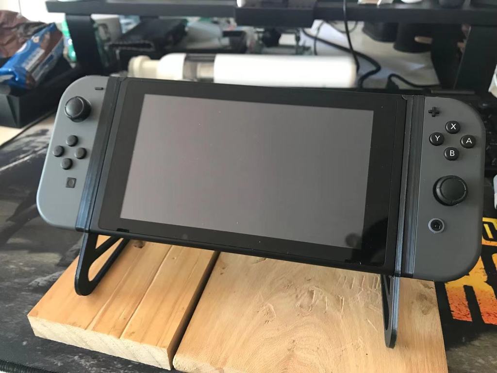 Nintendo Switch-Ständer mit Controller-Aufhänger