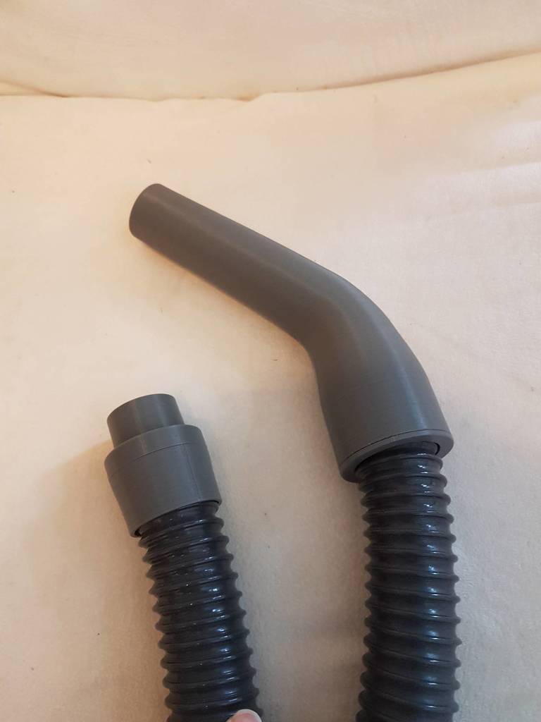 Drehbarer Staubsaugerschlauchanschluss für 35-mm- und 40-mm-Schläuche
