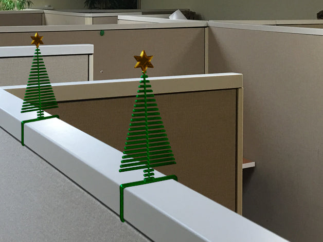 Maßgeschneiderter Weihnachtsbaumschmuck für das Büro
