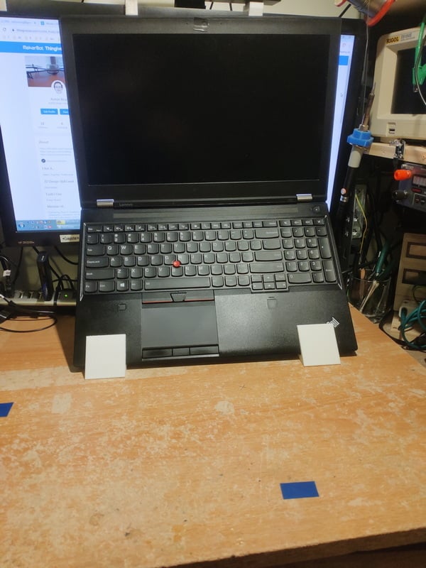 ThinkPad P50 Laptop-Halter und Fußstützen-Set