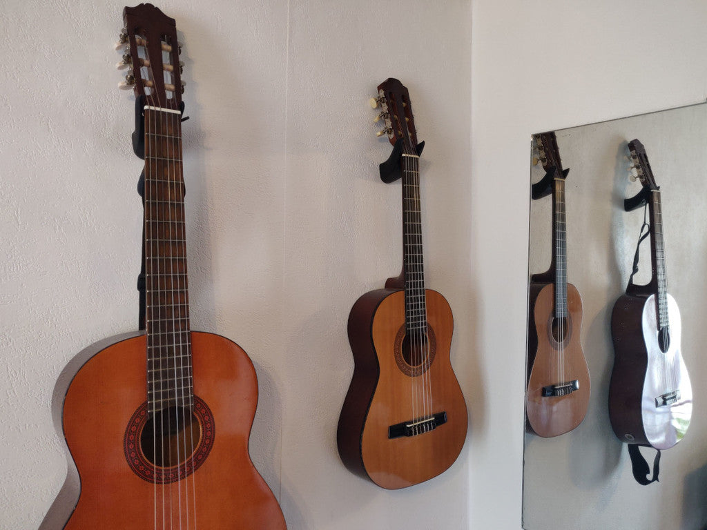 Gitarren-Wandhalterung – kompatibel mit klassischen 3/4- und 4/4-Gitarren