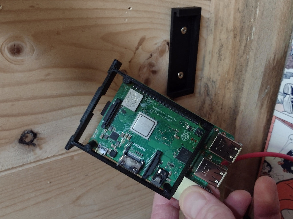 Vertikale/horizontale Wandhalterung für Raspberry Pi