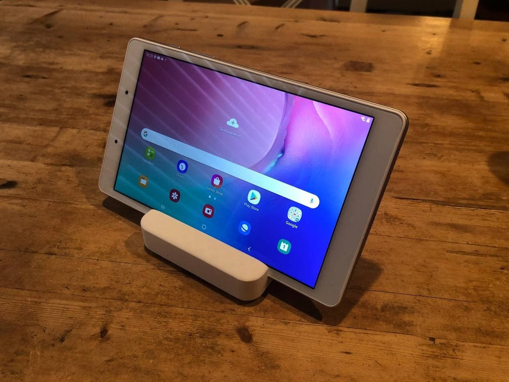 Einfacher Tablet-Halter für Samsung Galaxy Tab A und gute Espressomaschine